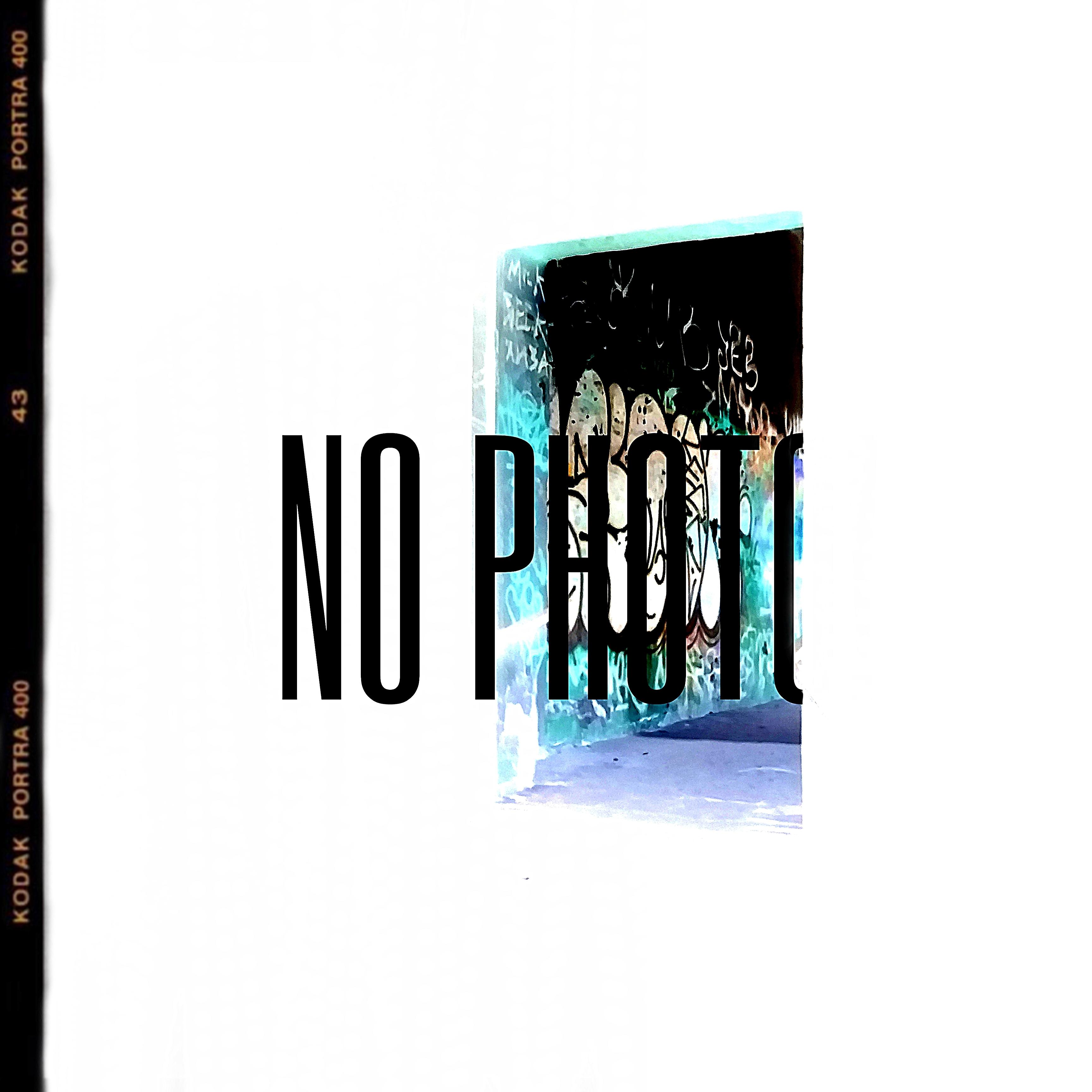 Постер альбома NO PHOTO!