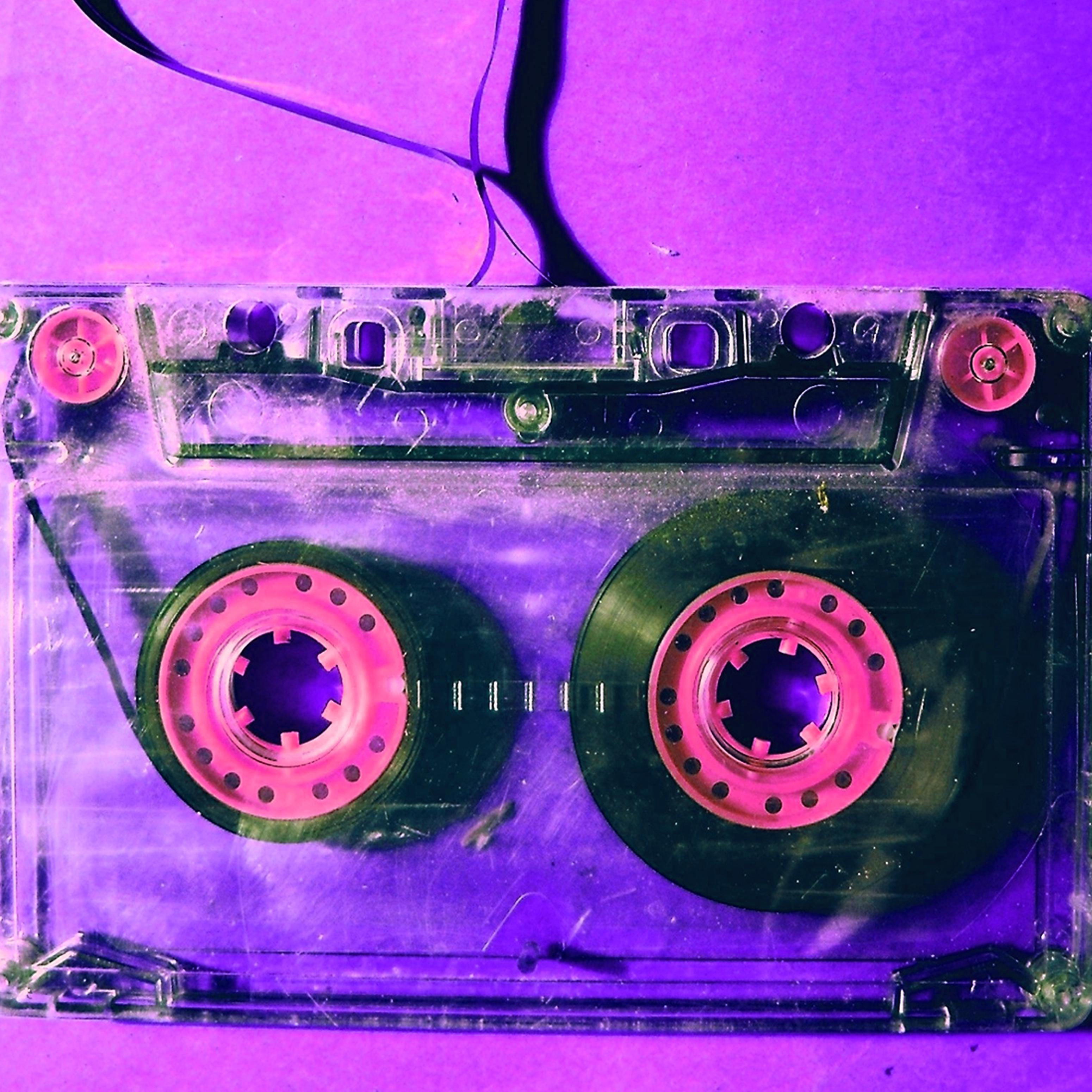 Постер альбома An Old Music Cassette (Retrowawe)