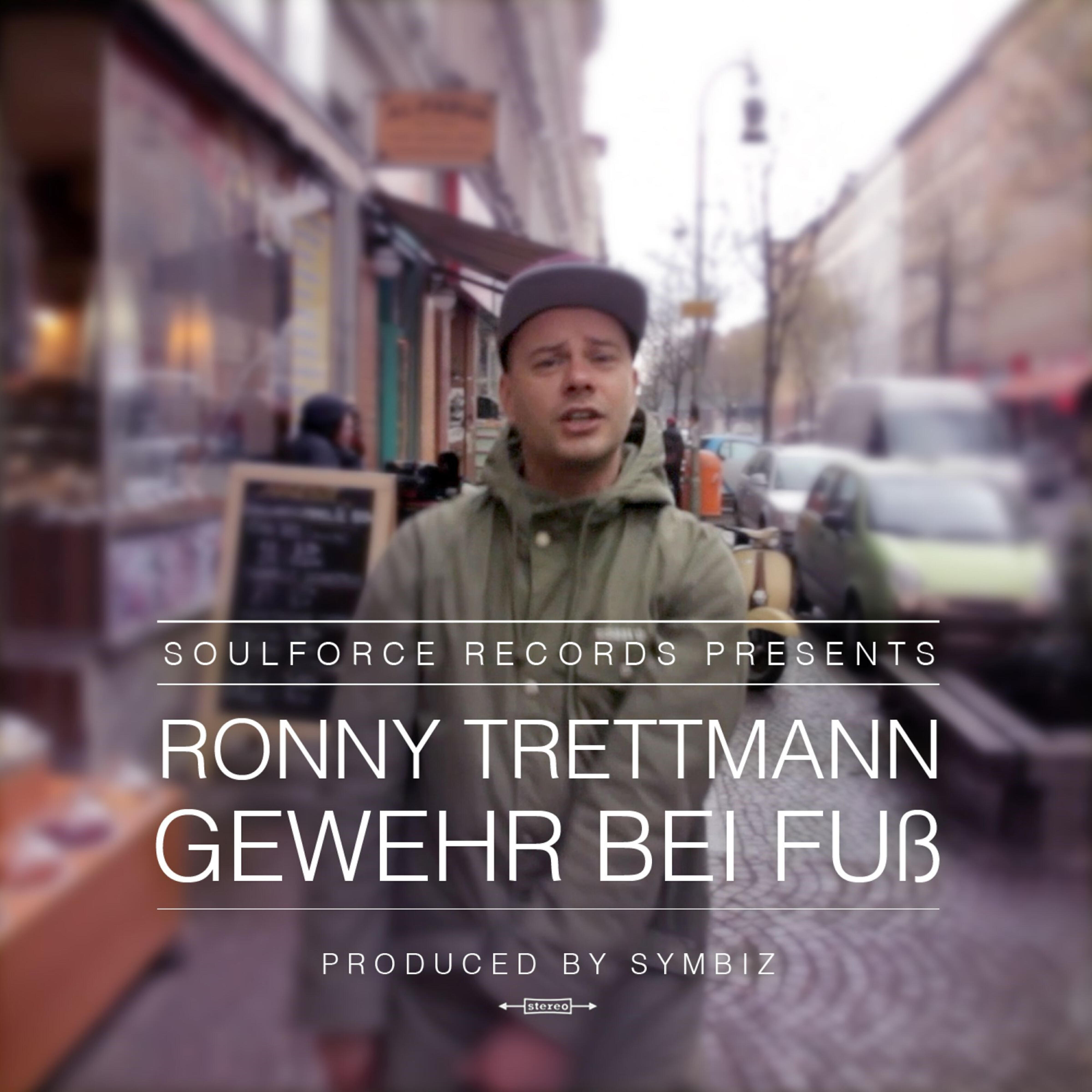 Ronny Trettmann - Gewehr bei Fuß