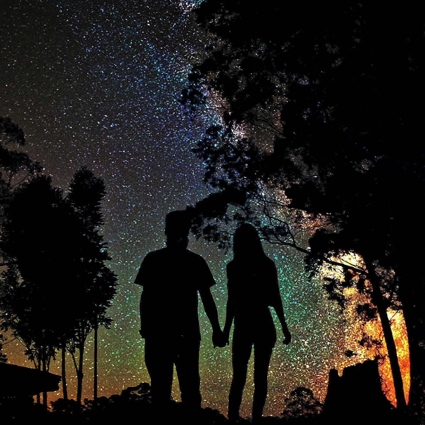 Сиять несколько. Сиять несколько. Сиять несколько. Сиять несколько. Солнце над головой.