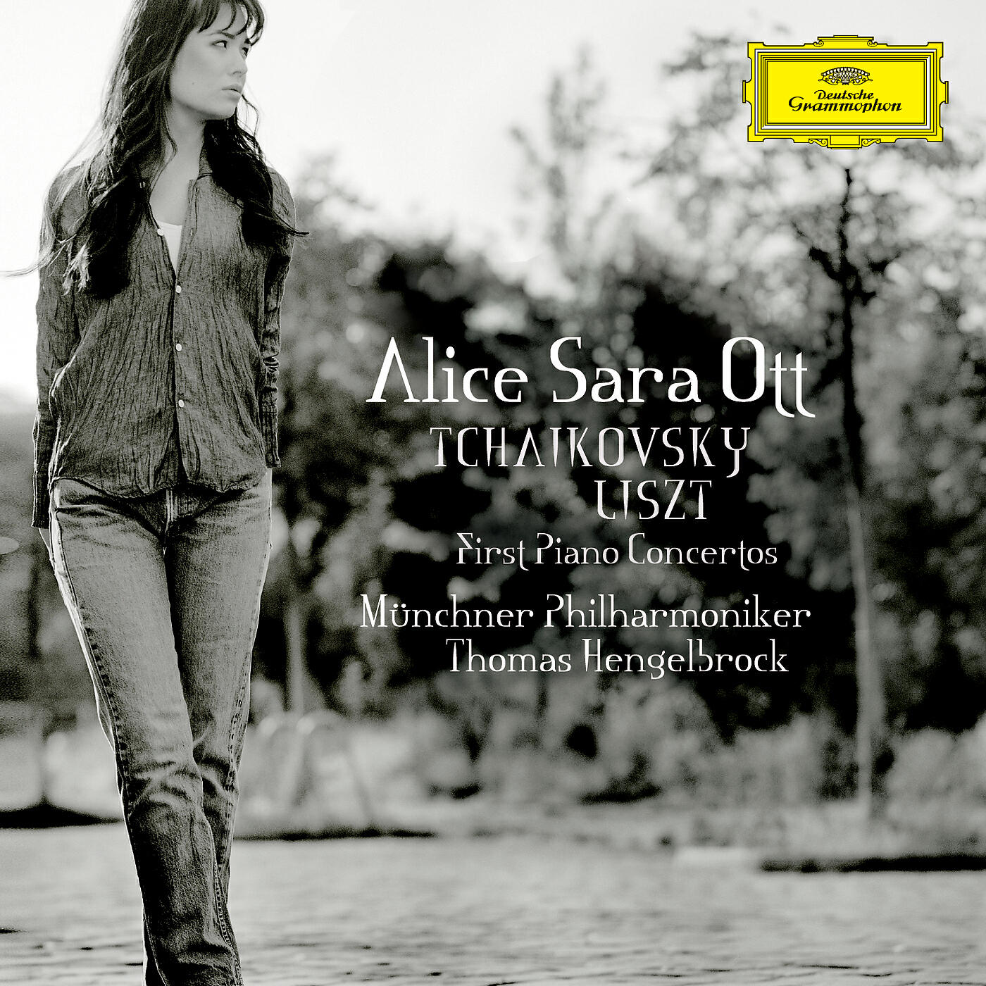 Alice Sara Ott - Liszt: Piano Concerto No. 1 in E Flat Major, S.124 - I. Allegro maestoso