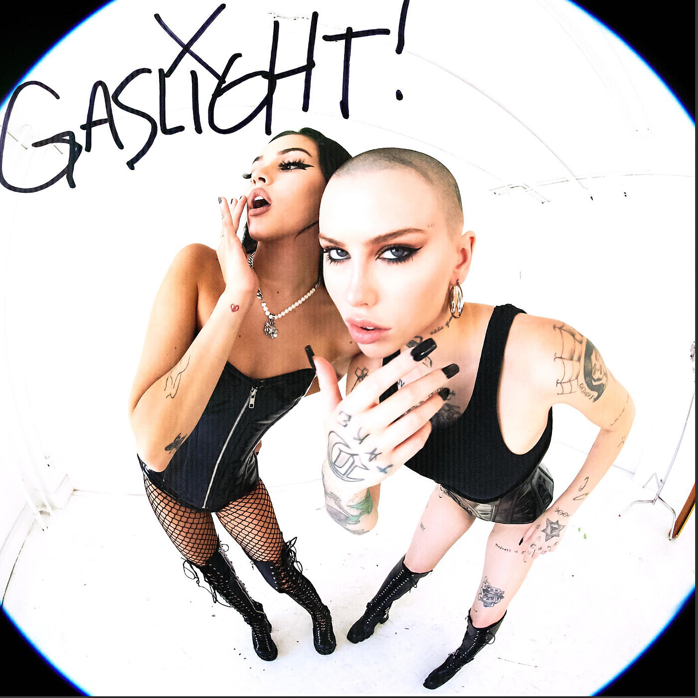 Maggie Lindemann - GASLIGHT!