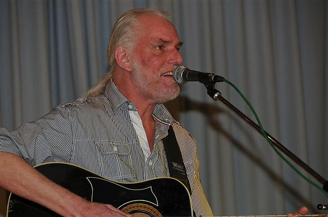 Dick van Altena все песни в mp3