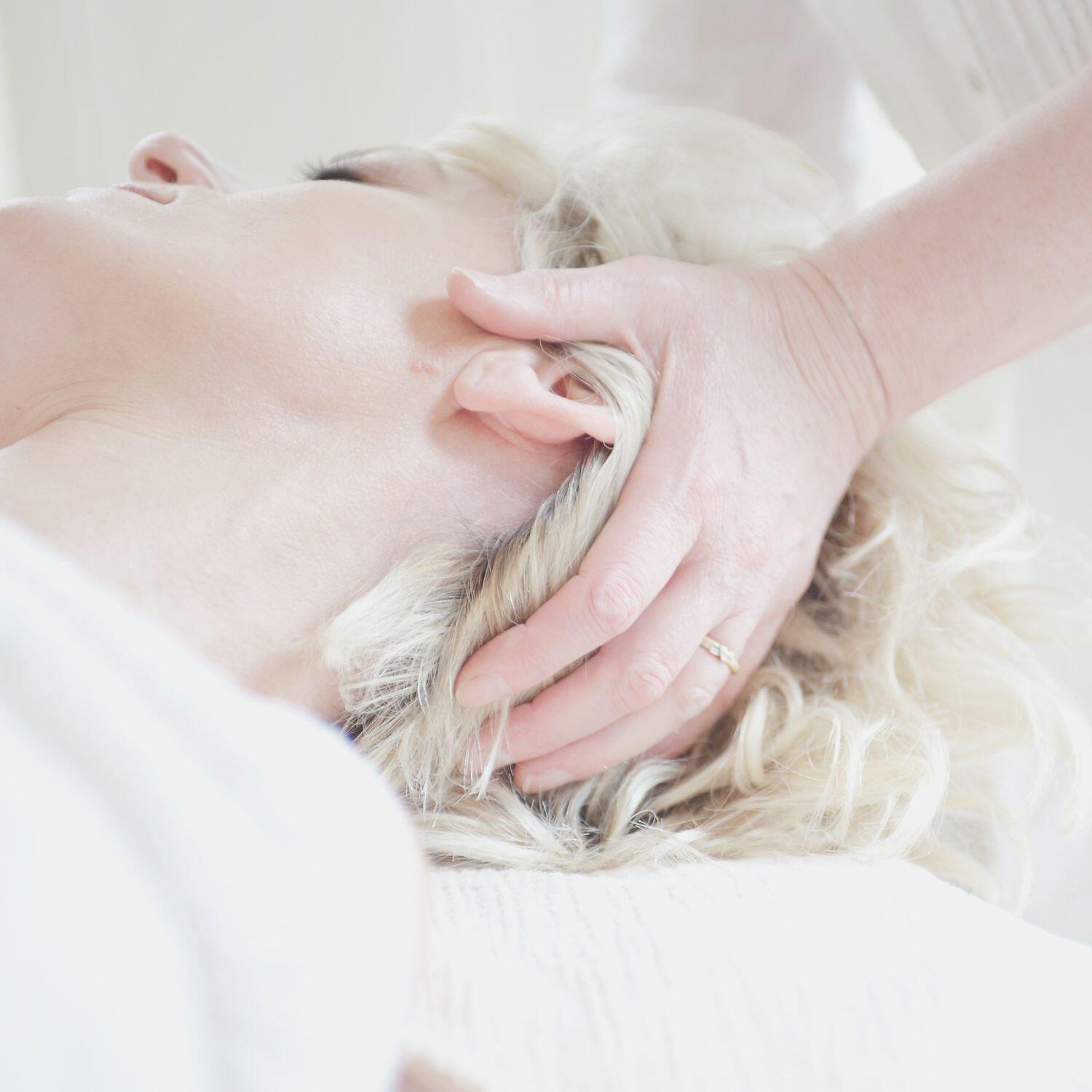 Peaceful rainfall noises for sleep - Lullaby rainfall sound for babies to sleep