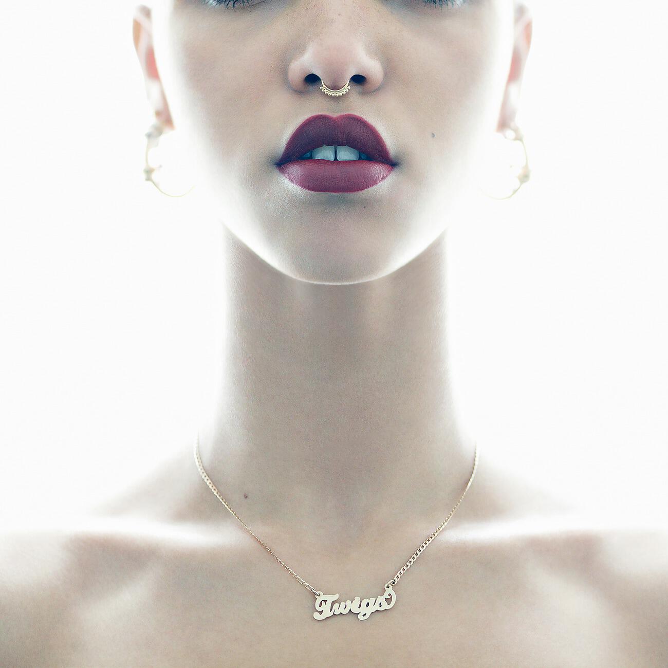 FKA Twigs - Ultraviolet