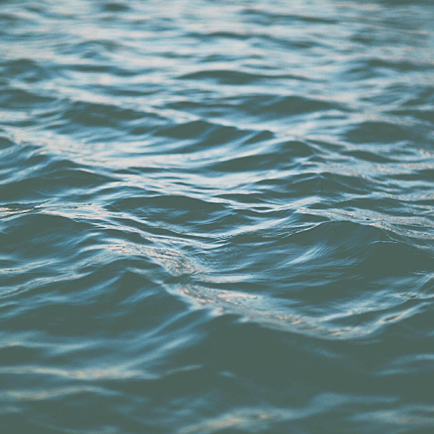 Playful ASMR Ocean Waves - Dream-Like Soundscapes with Waves - Vibe for Calming Waves