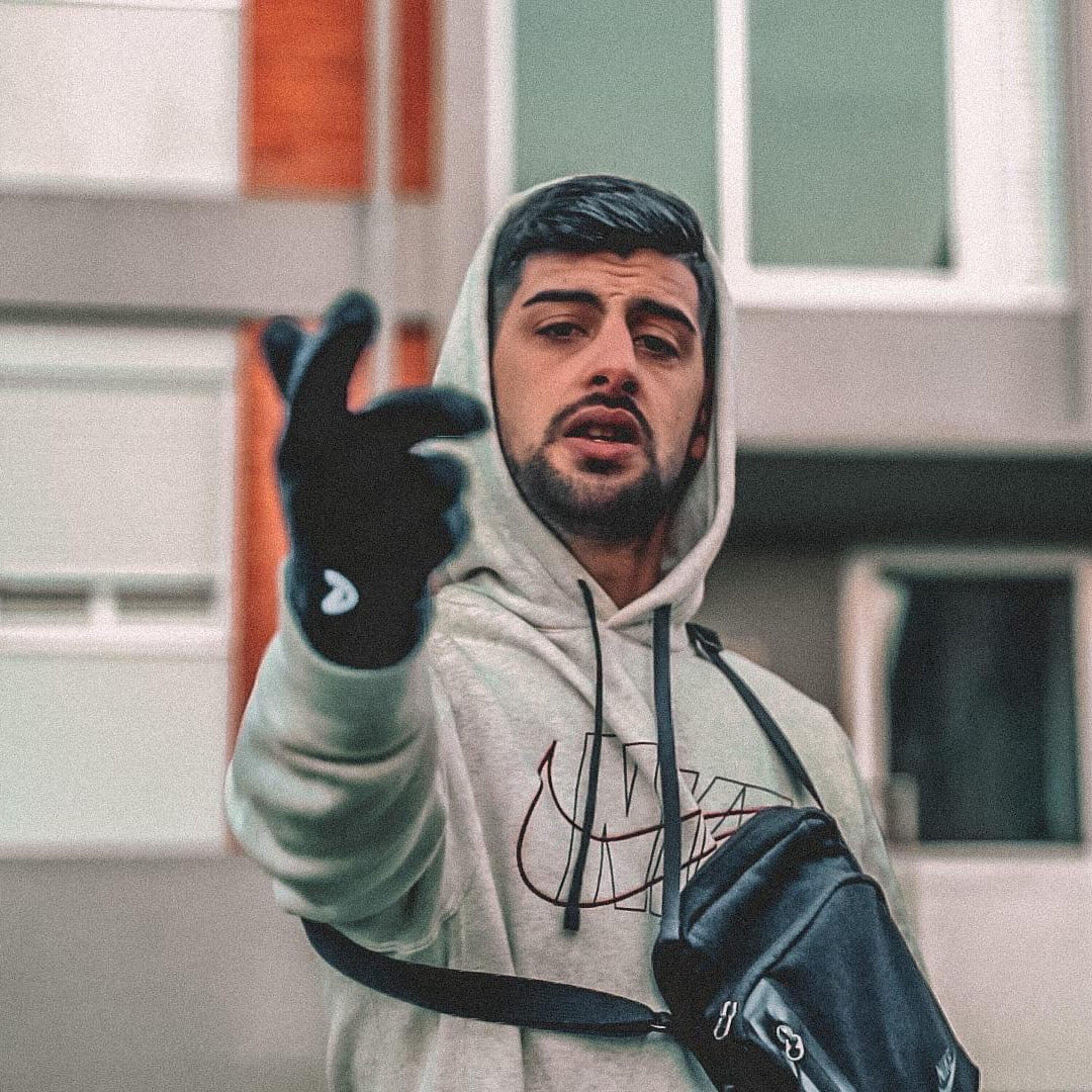 Apollogista - Firma