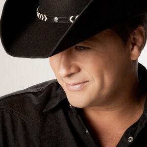 Леонардо певец латинская америка. Леонардо слушать. Leonardo vem sonhar piano. Леонардо слушать. Леонардо слушать.