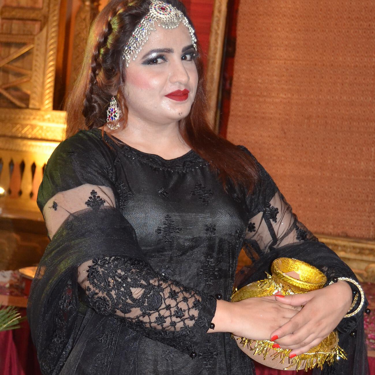 Hareem Khan - Ta raora dedanona
