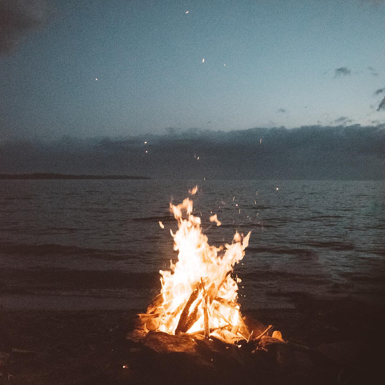 Постер альбома Morning Campfire