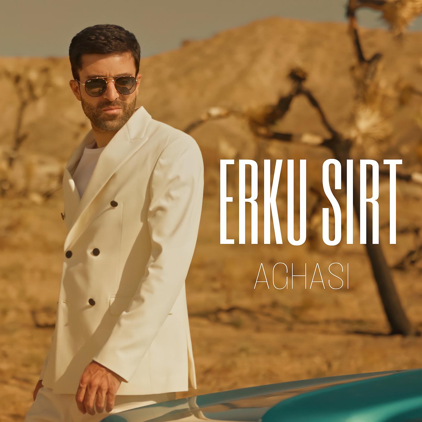 Постер альбома Erku Sirt