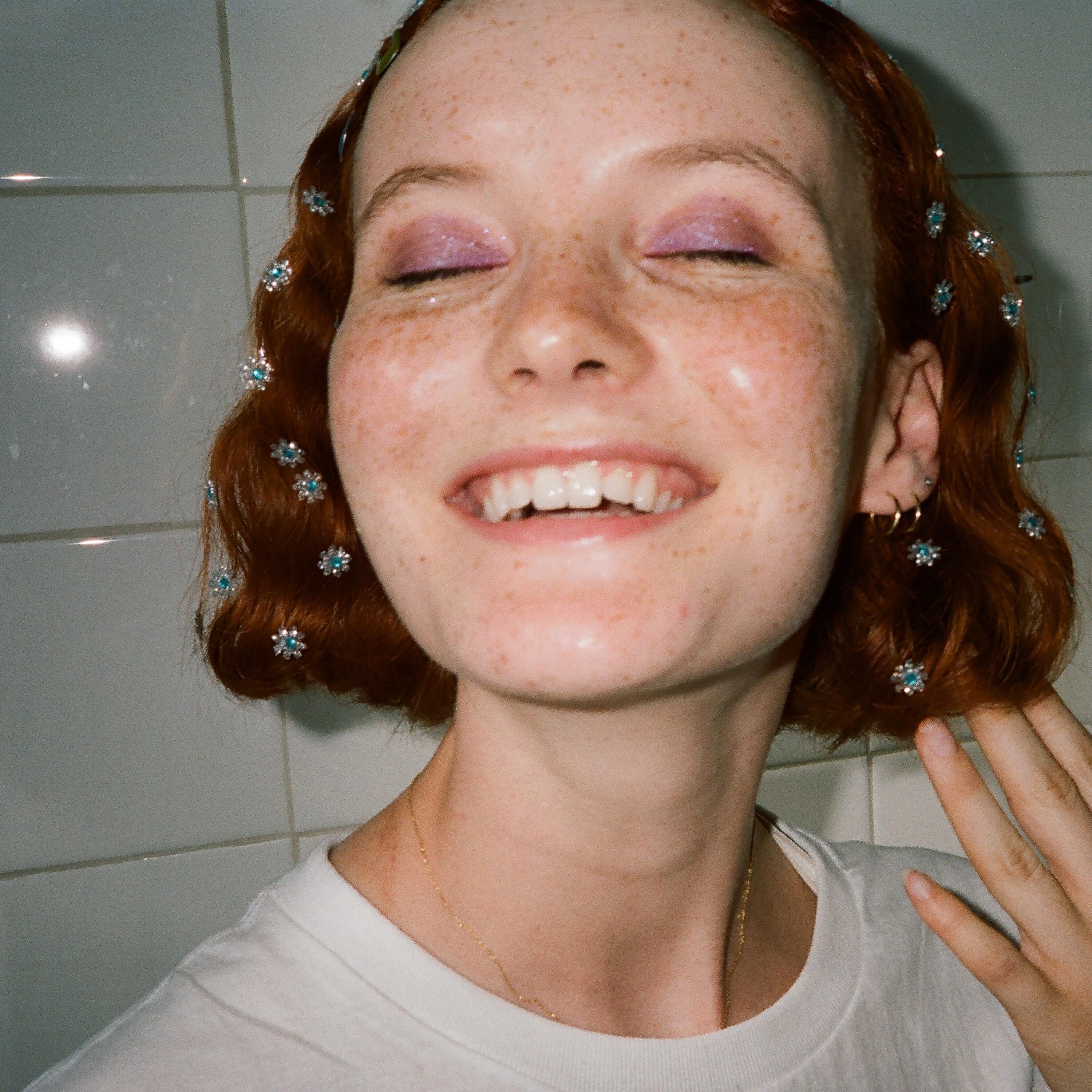 Kacy Hill - Everybody's Mother