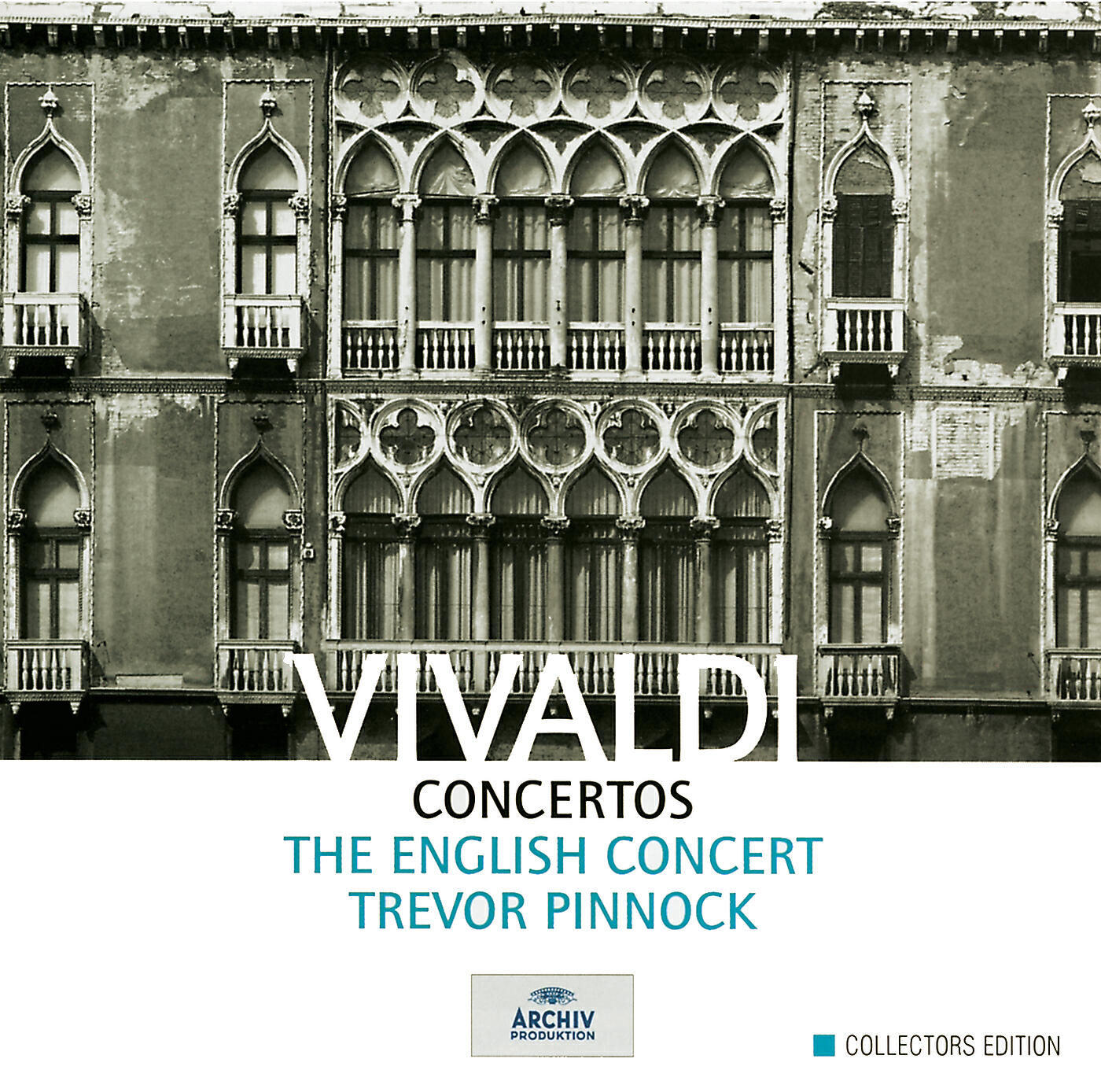 Simon Standage - Vivaldi: Concerto grosso in A , Op.3/5 , RV 519 - 1. Allegro