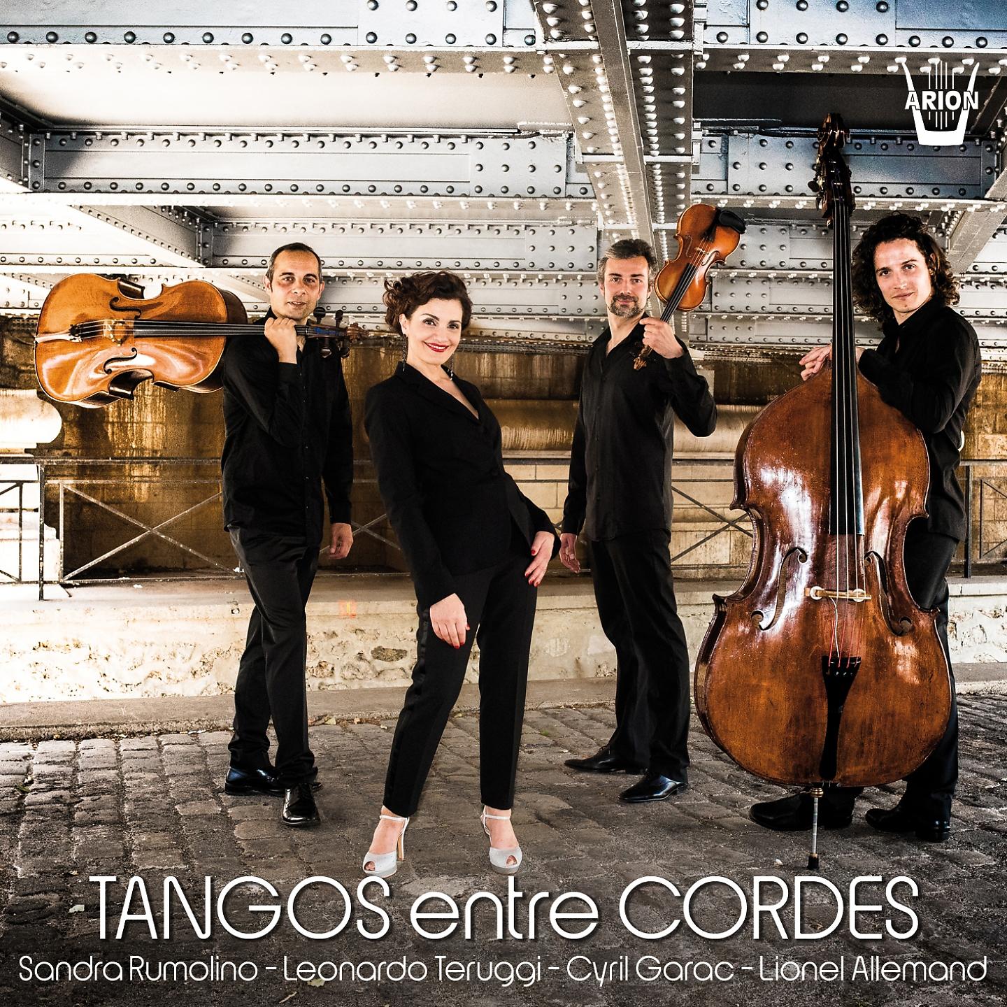 Постер альбома Tangos entre cordes