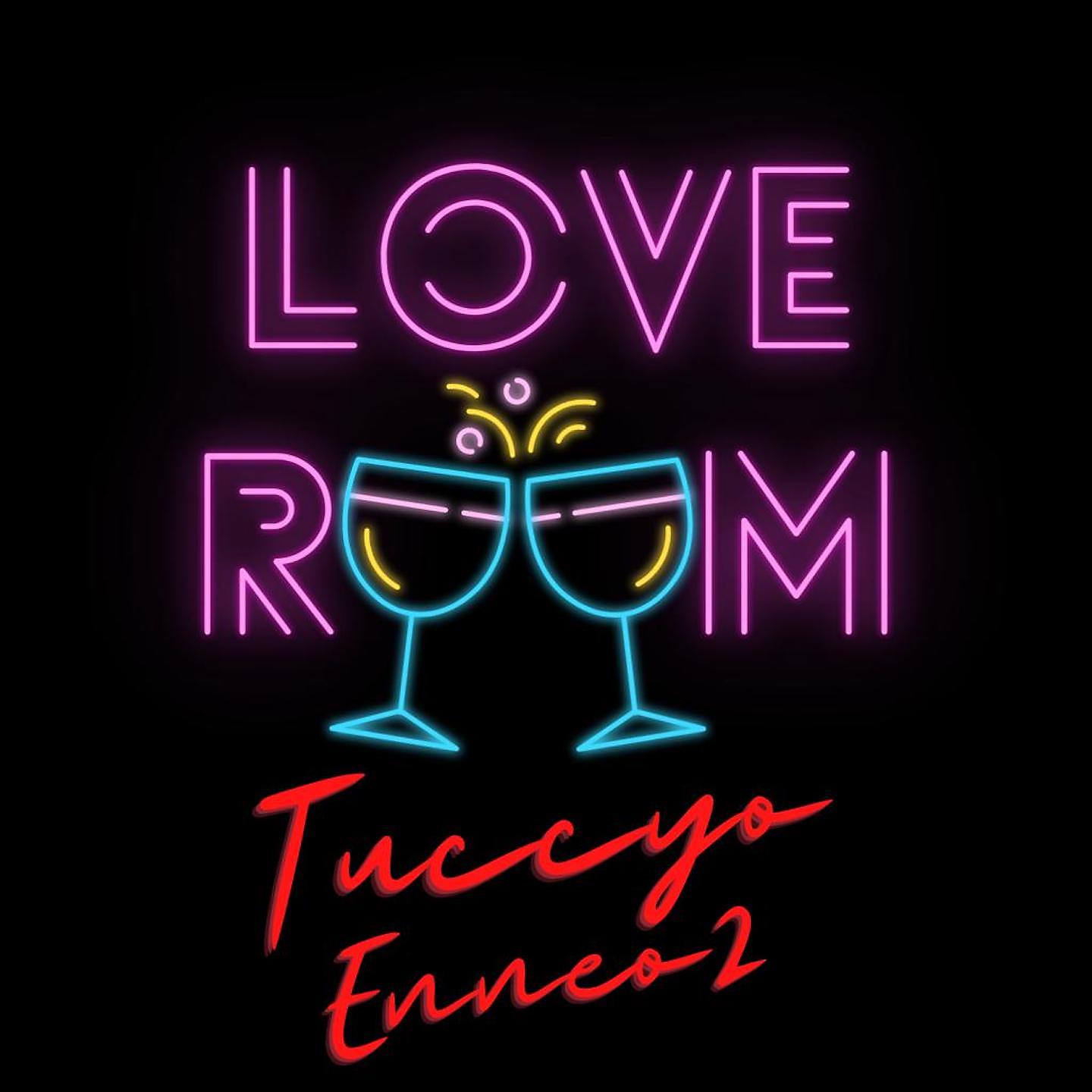 Постер альбома LoveRuum
