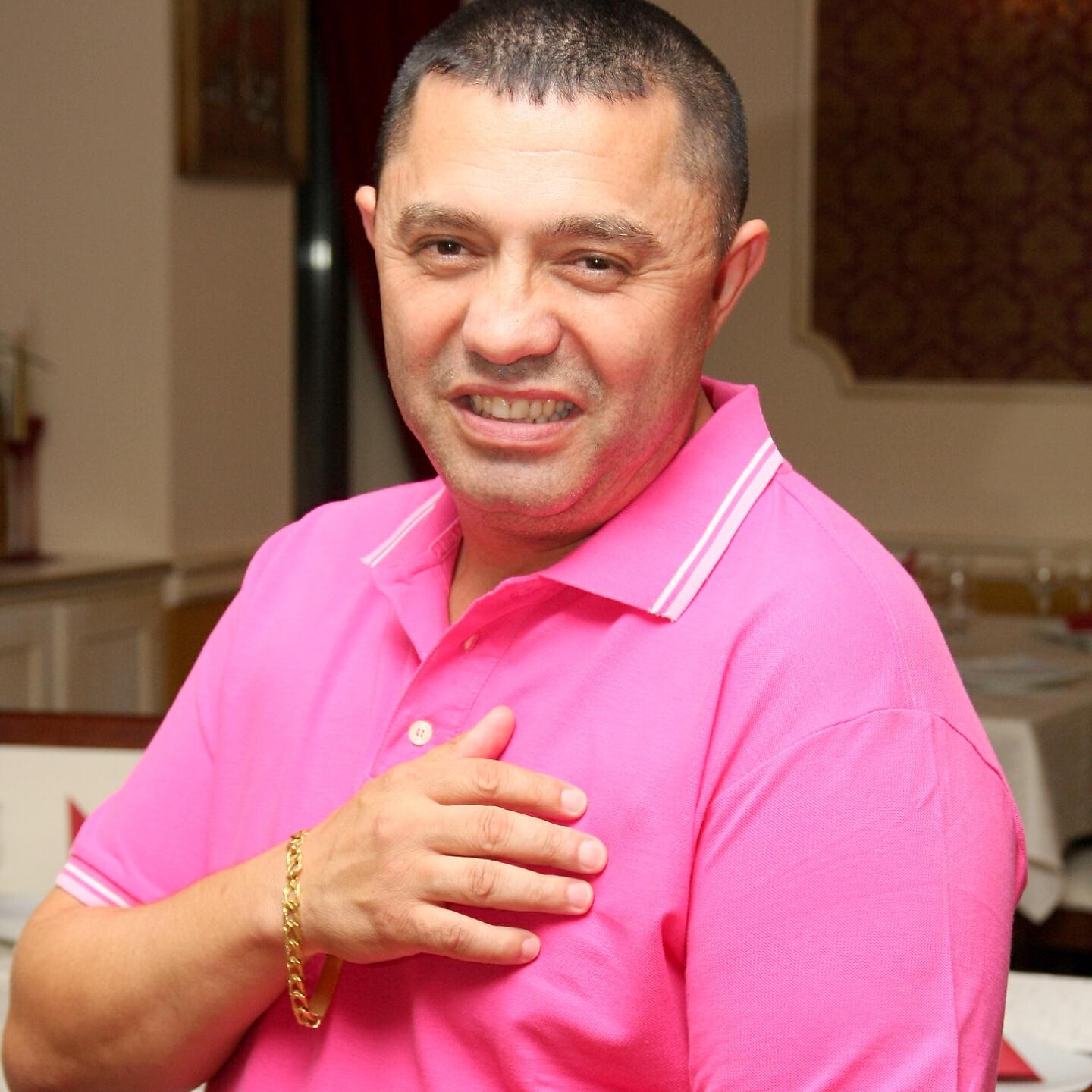 NICOLAE GUTA - Ce noroc are baiatul
