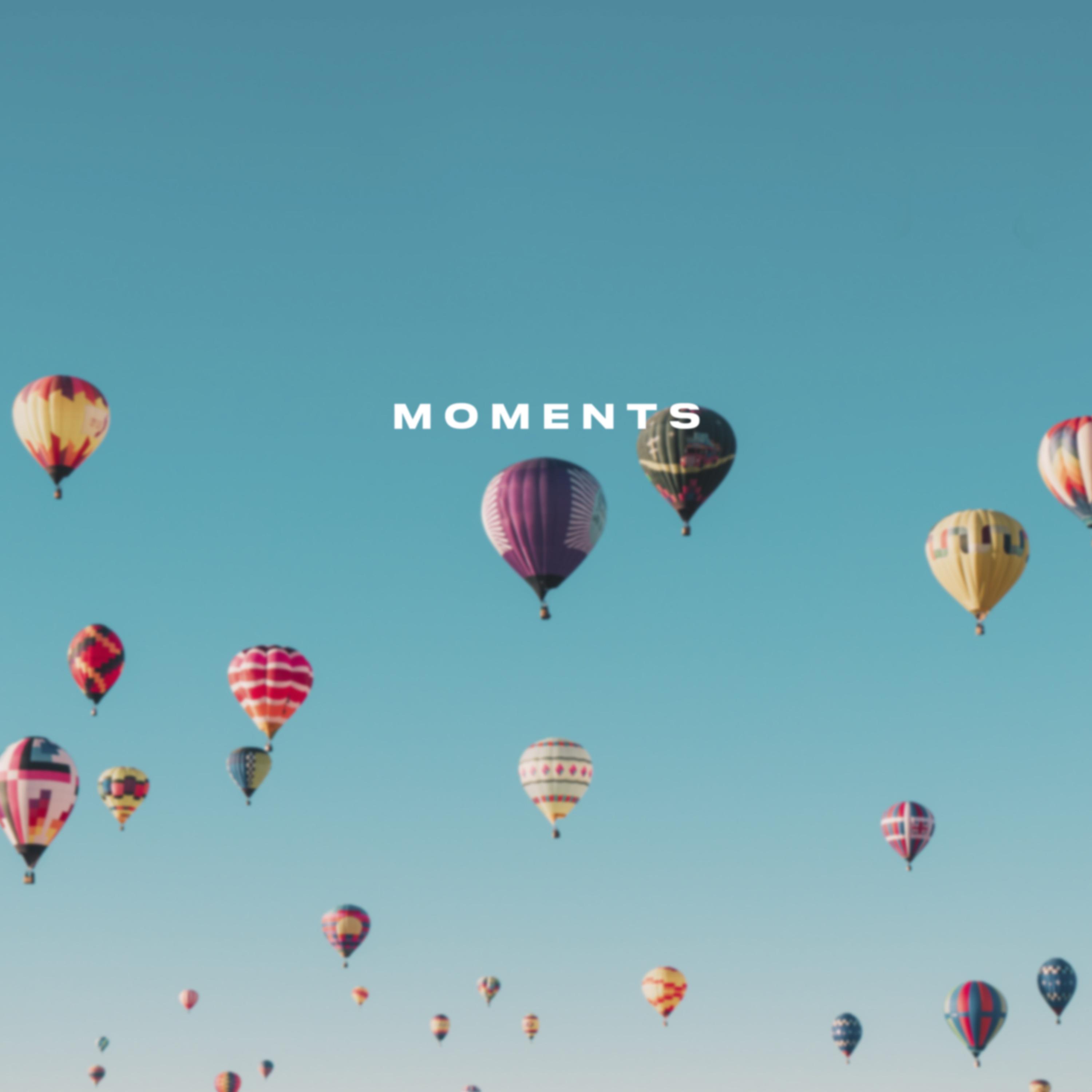 Постер альбома moments