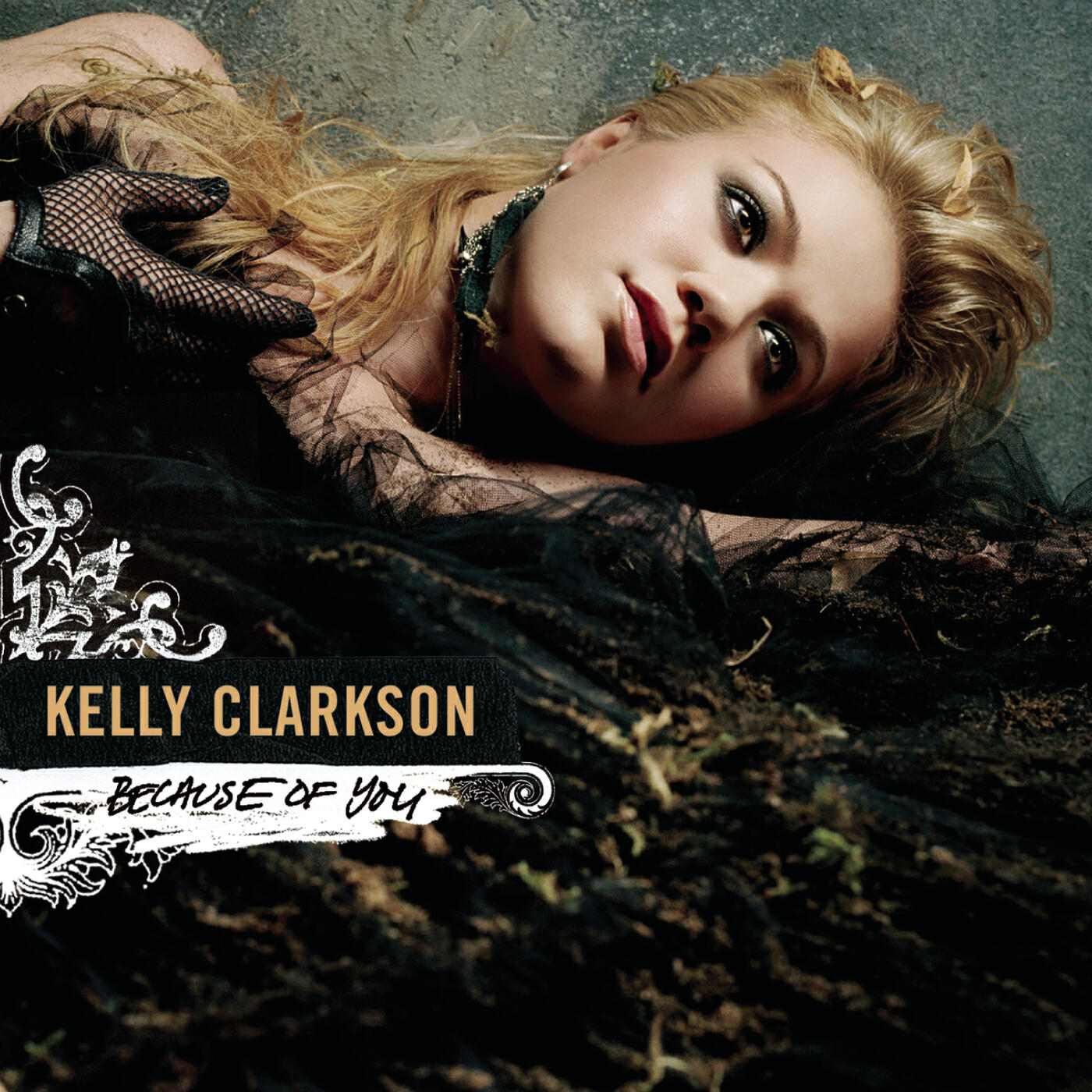 Kelly Clarkson - Because Of You (Napster Live)