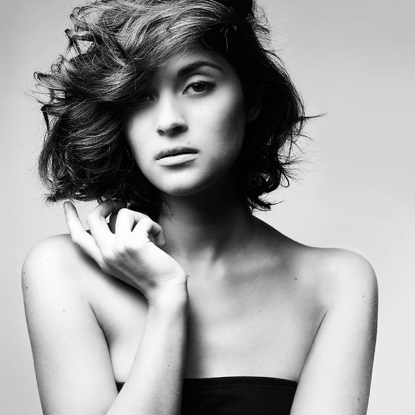 джаст э симпл рашен герл. женя любич фотосессия. джаст э симпл рашен герл. песня i am just a simple russian girl. любич женя "russian girl".