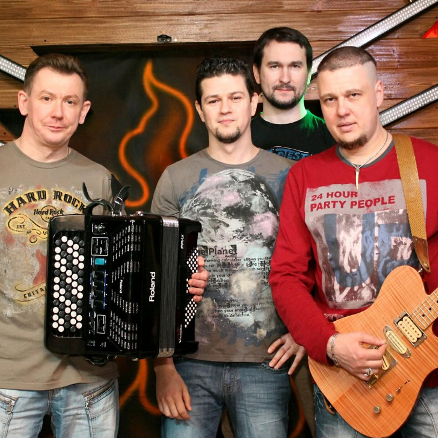 Виа натанцы. Рок группы дзержинска. Гайя ансамбль фото. Уфимский джаз клуб. Буги гайс группа.