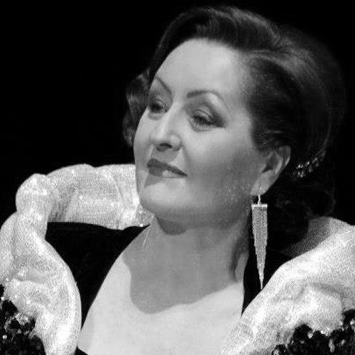 Olga Ciolacu - Fata Mamei Se Marita