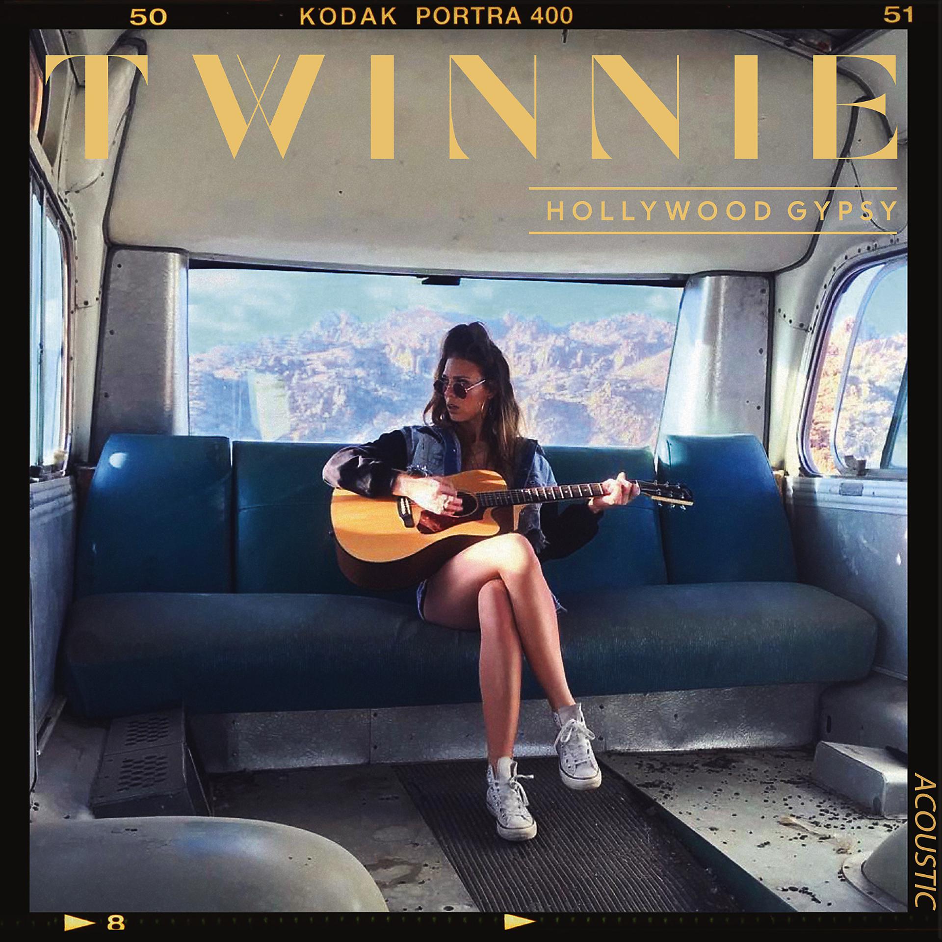 Постер альбома Hollywood Gypsy (Acoustic)