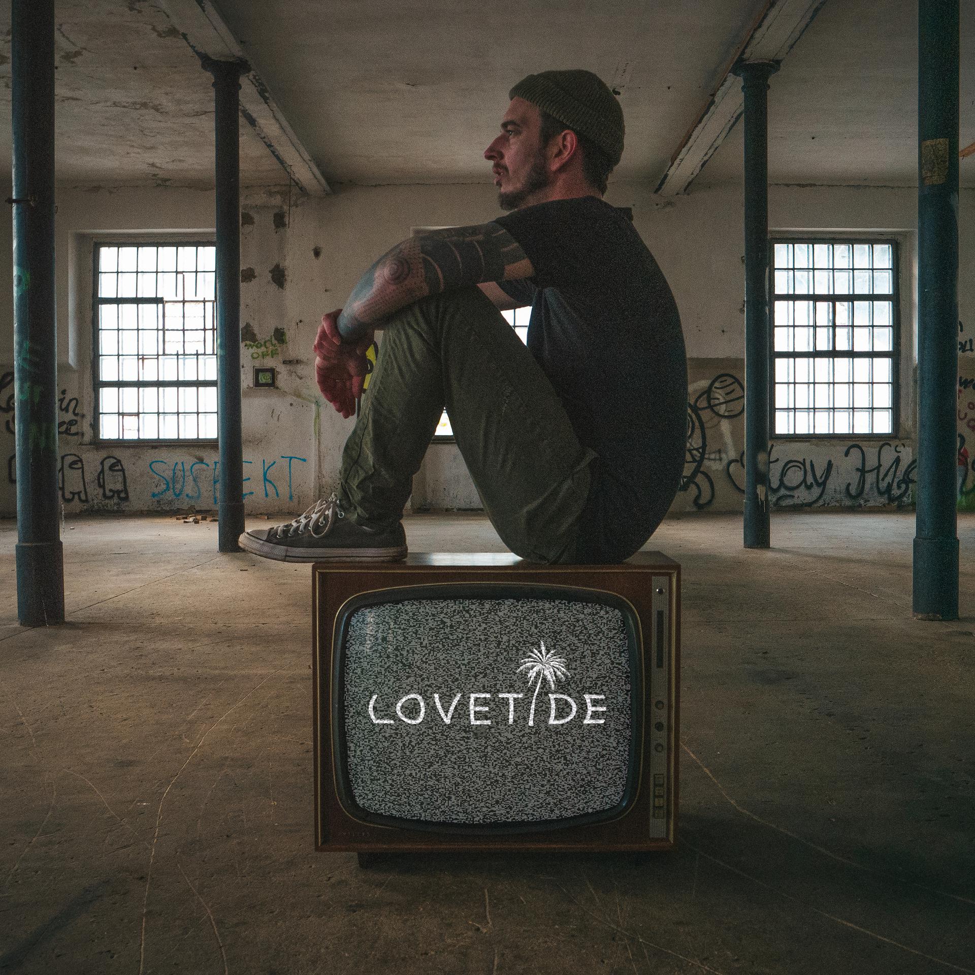 Постер альбома Lovetide