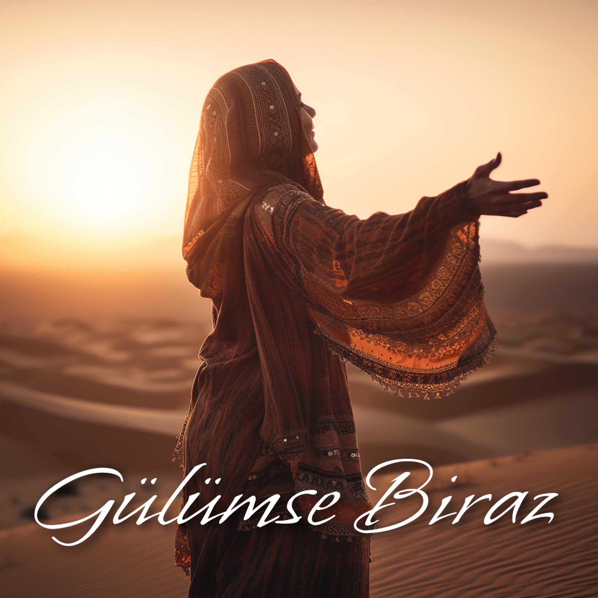 Постер альбома Gülümse Biraz