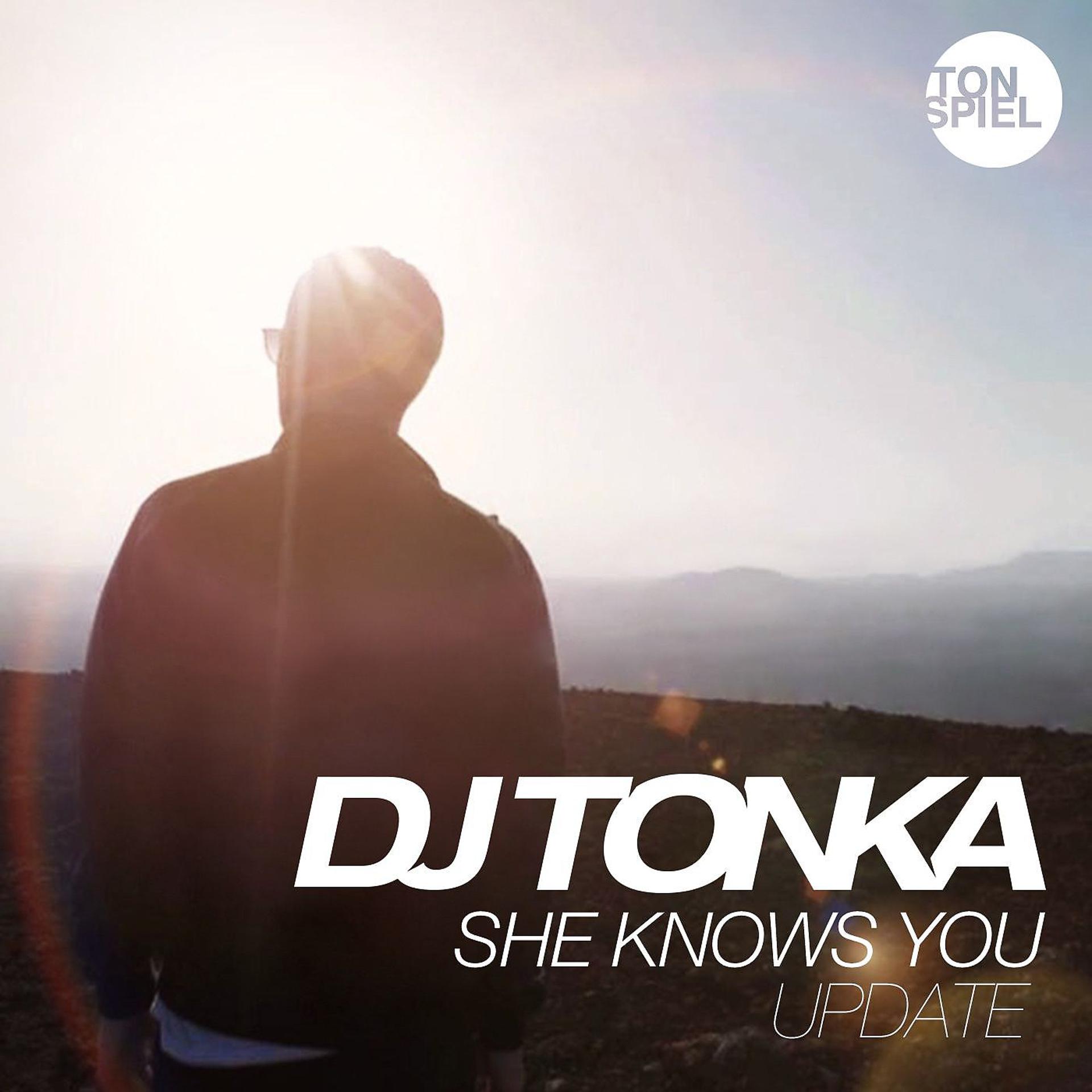Постер альбома She Knows You (Update)