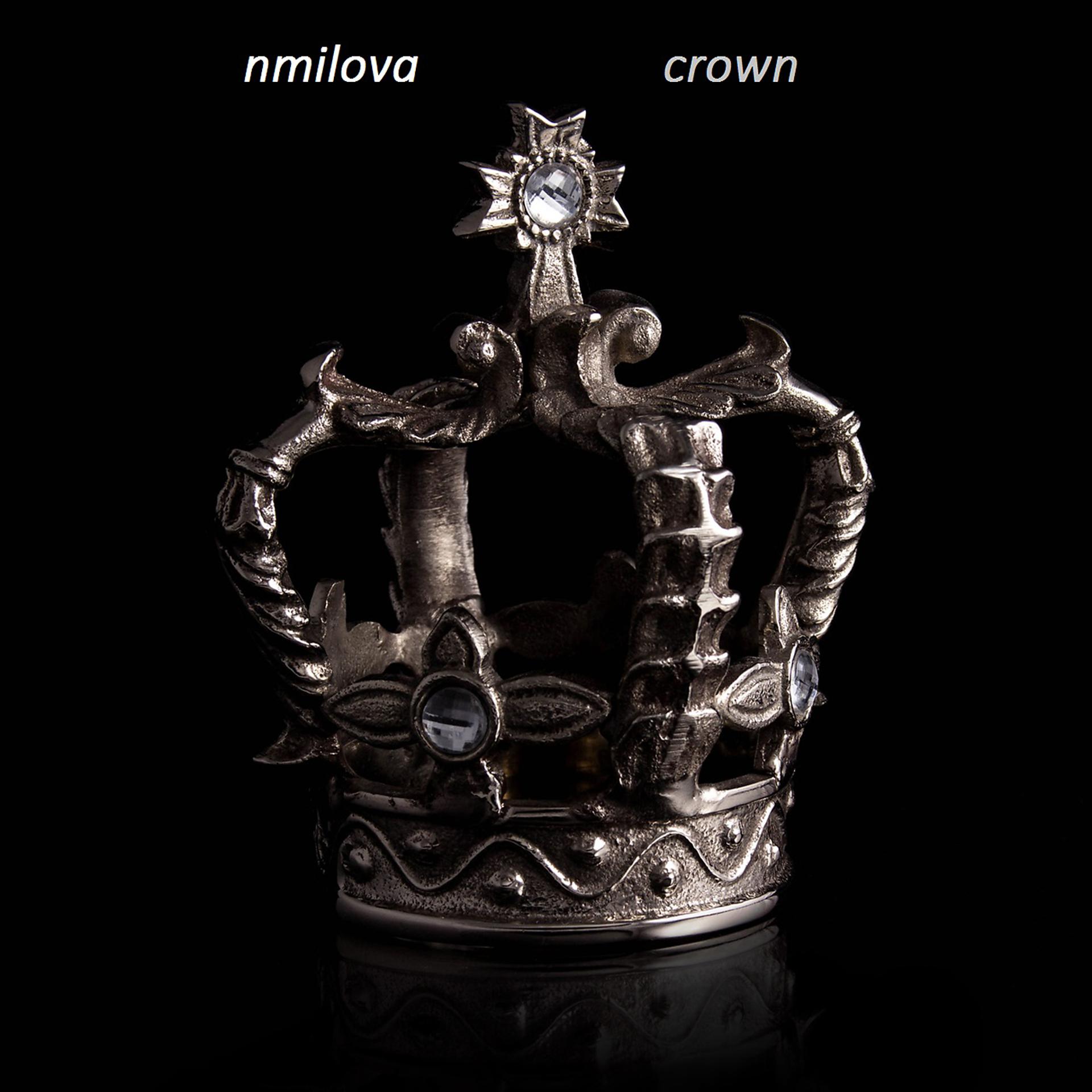 Постер альбома crown