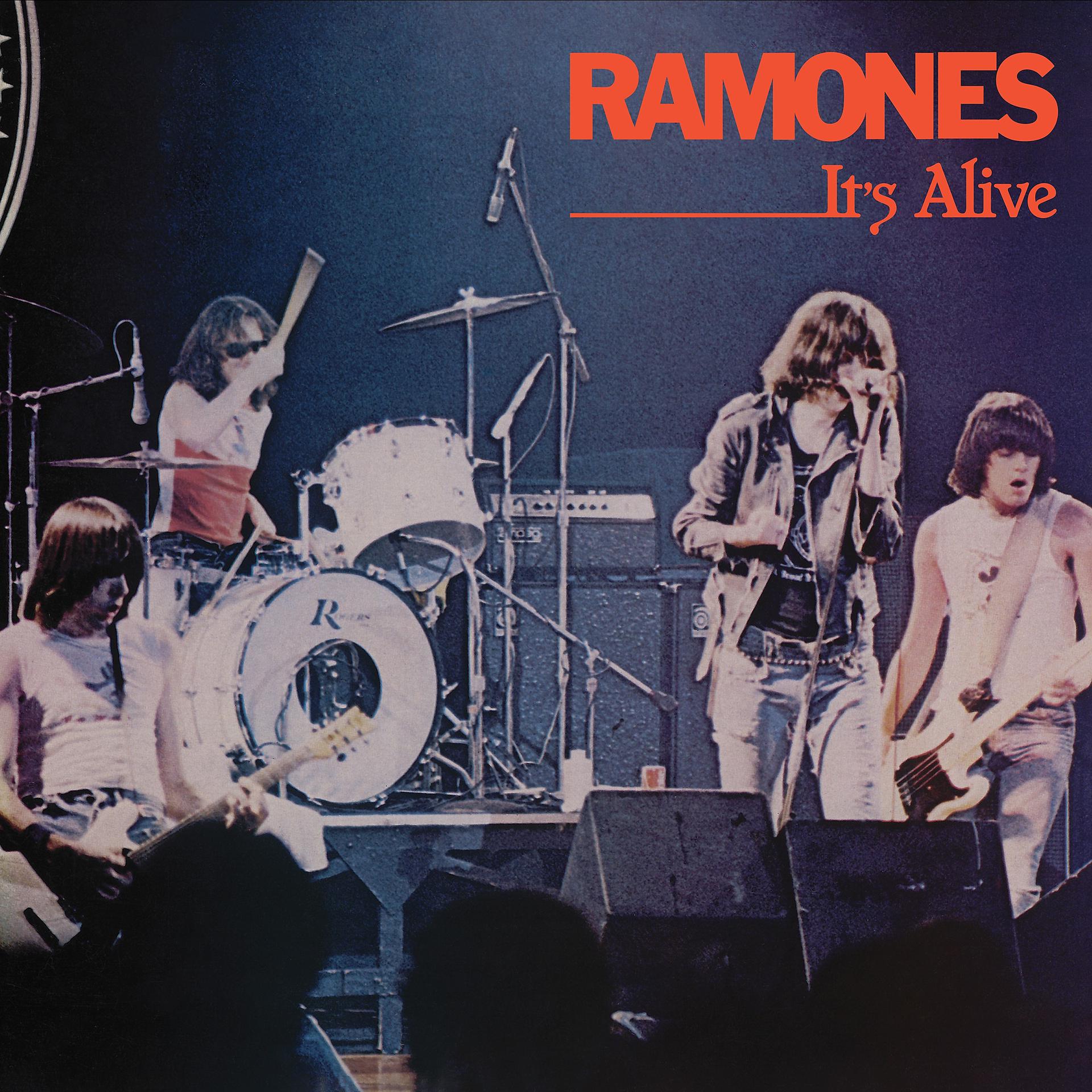 Постер альбома It's Alive (Live) [40th Anniversary Deluxe Edition]